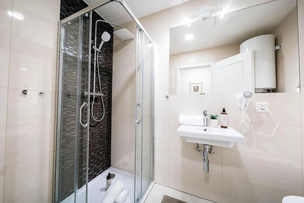 Cavallo Deluxe Xl Suite Balcony City Center Prague 0*,